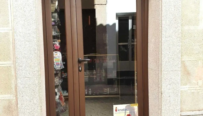Calzados Romero Reparación Y Artículos De Piel Copia De Llaves -  Exterior - Trujillo