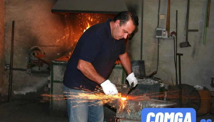 Cerrajería Alonso -  Artesanía Y Proyectos A Medida No Abrimos Puertas Del Propietario - Lorca