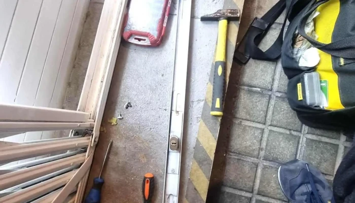 Cerrajería Servibcn Cerrajeros 24 Horas Barcelona Del Propietario - Barcelona