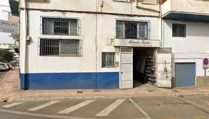 Cerrajería Y Carpintería Alfredo Flores -  Descuentos - Arroyo de la Miel