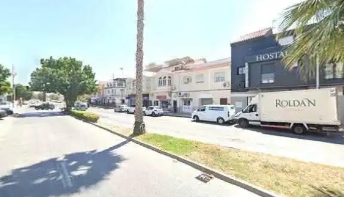Cubiertas Y Puertas Los Pradossl Videos - Málaga