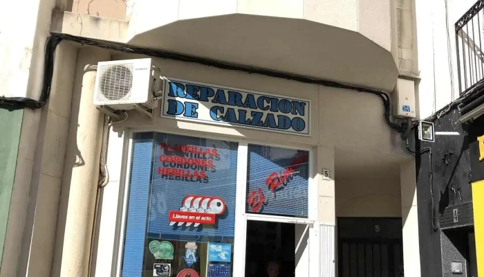 El Rincón Reparación De Calzado Duplicado De Llaves Y Mandos Para Garajes Exterior - Navalmoral de la Mata