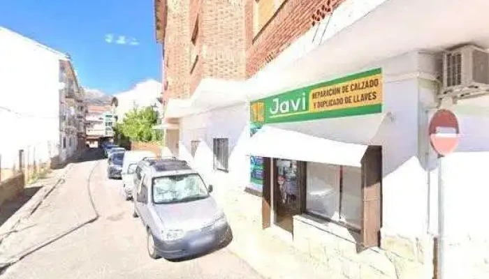 Javi Reparación De Calzado Y Duplicado De Llaves -  Ubicacion - Jarandilla de la Vera