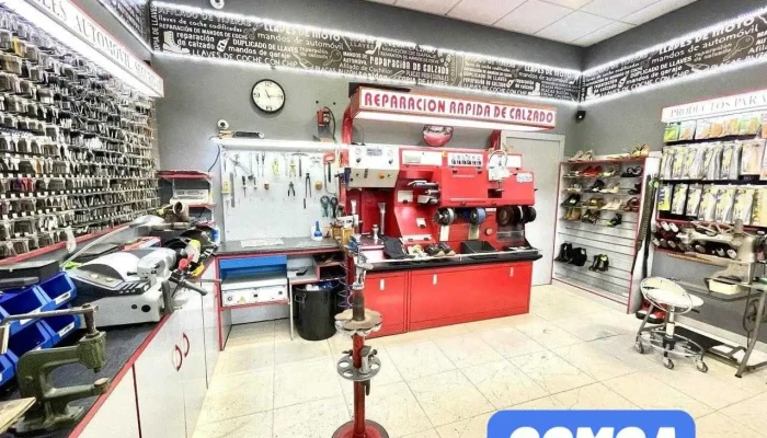 Reparación De Calzado Y Duplicado De Llaves Almería -  Don Rapid Del Propietario - Almería