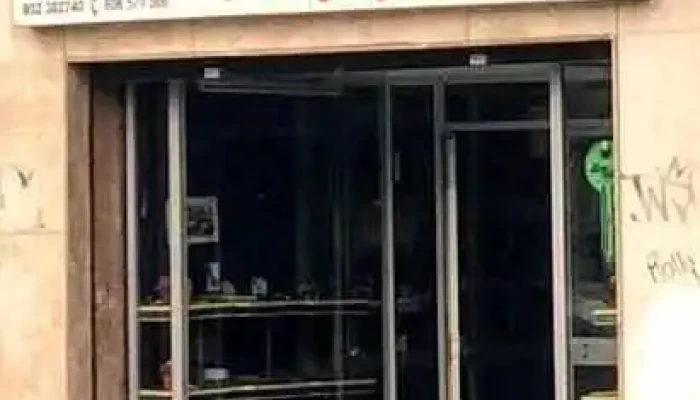 Zapatero Y Cerrajero -  Exterior - Málaga